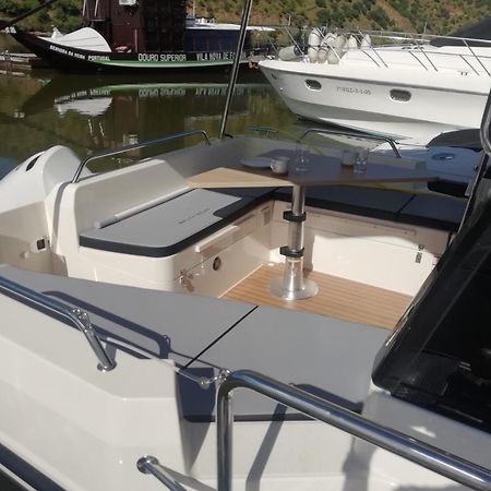Koolhouse Boat Hotel Vila Nova de Fozcoa Ngoại thất bức ảnh