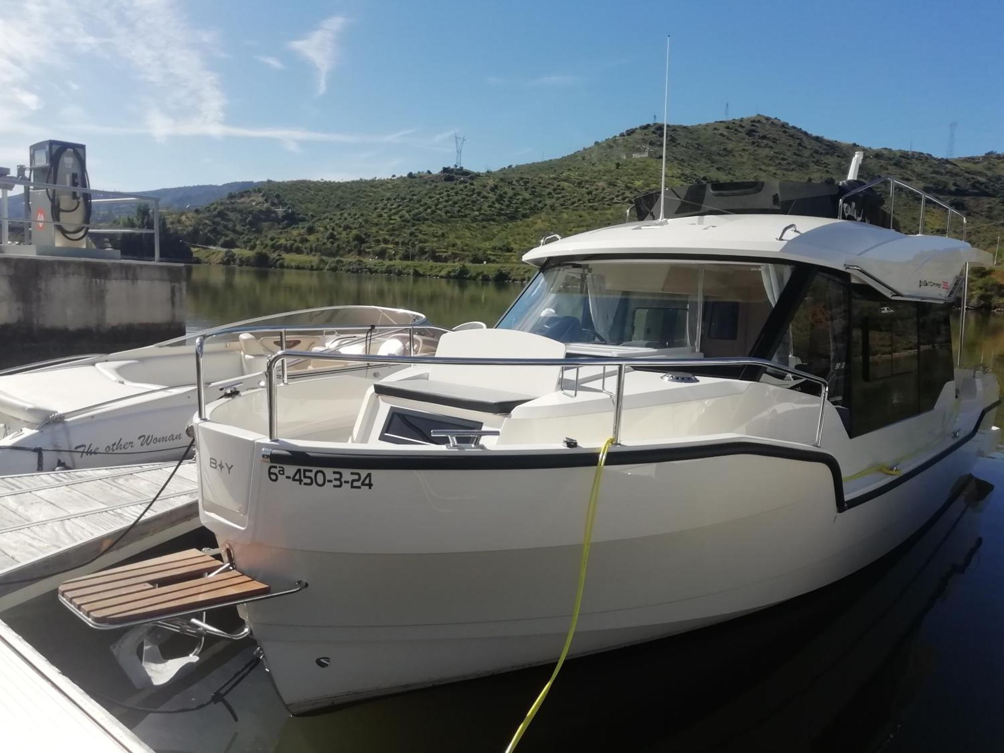 Koolhouse Boat Hotel Vila Nova de Fozcoa Ngoại thất bức ảnh