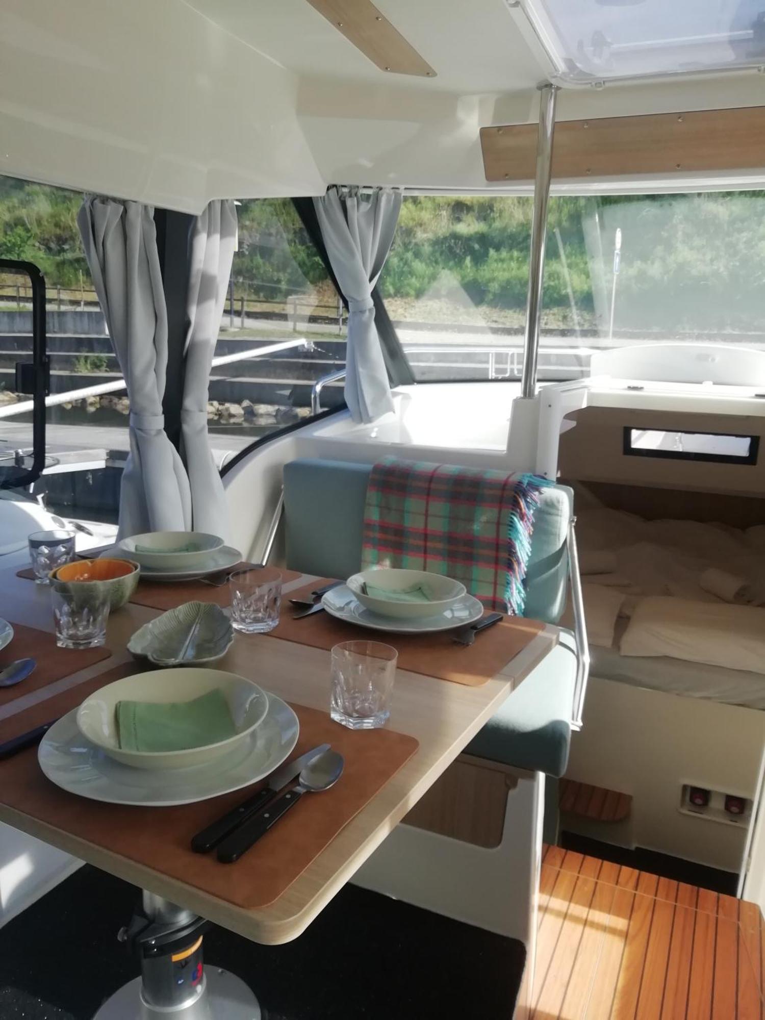 Koolhouse Boat Hotel Vila Nova de Fozcoa Ngoại thất bức ảnh