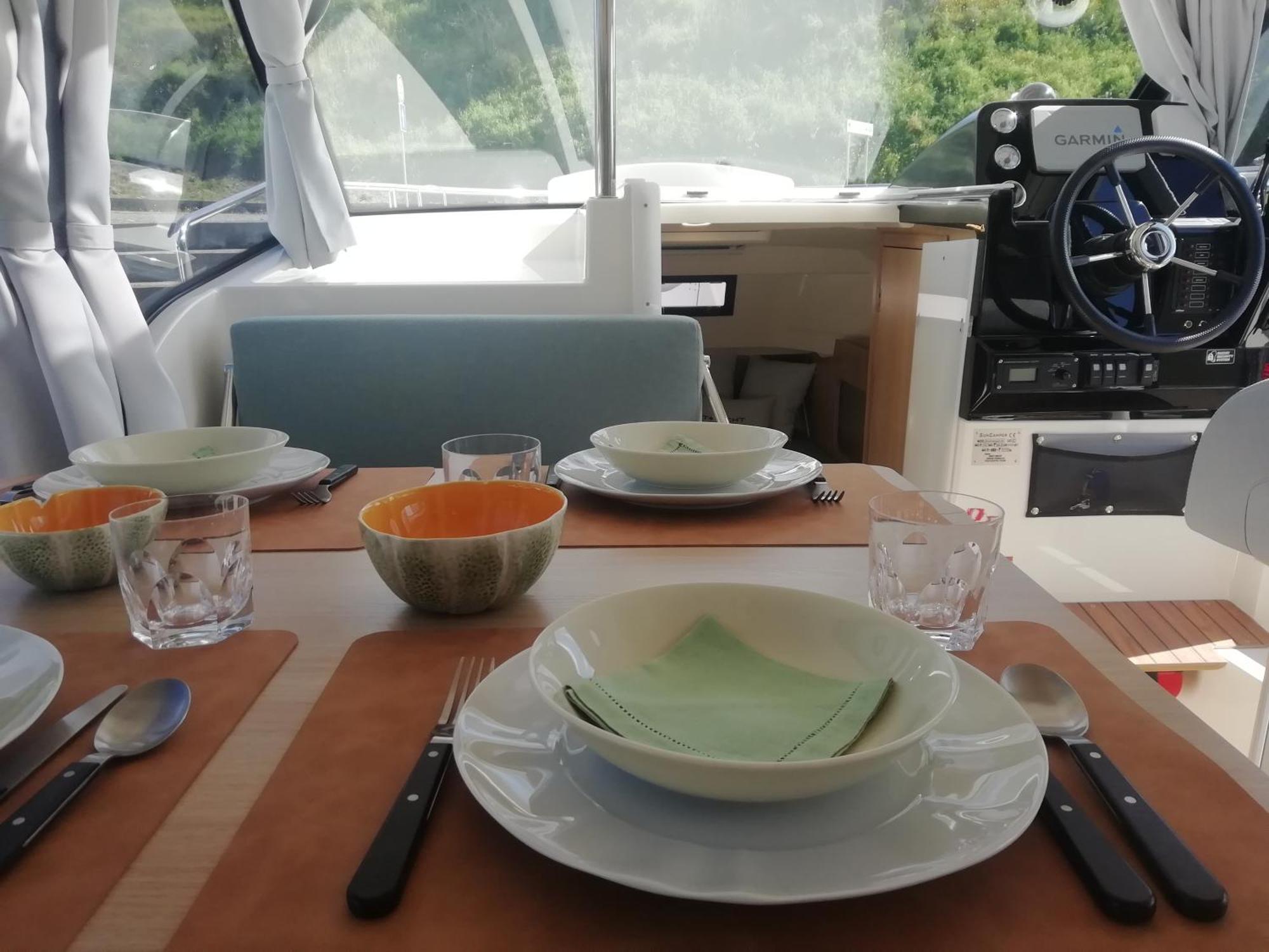 Koolhouse Boat Hotel Vila Nova de Fozcoa Ngoại thất bức ảnh