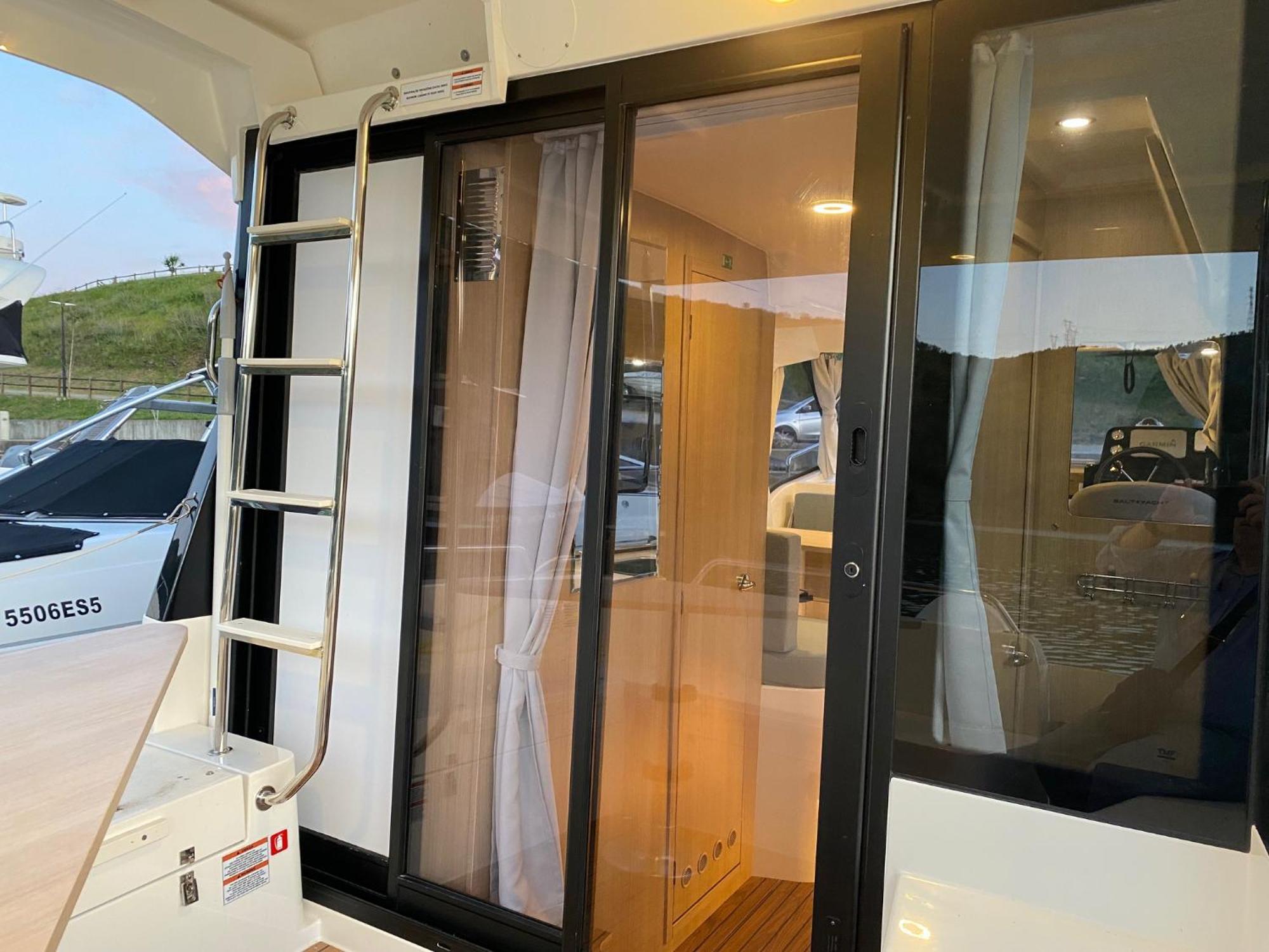 Koolhouse Boat Hotel Vila Nova de Fozcoa Ngoại thất bức ảnh