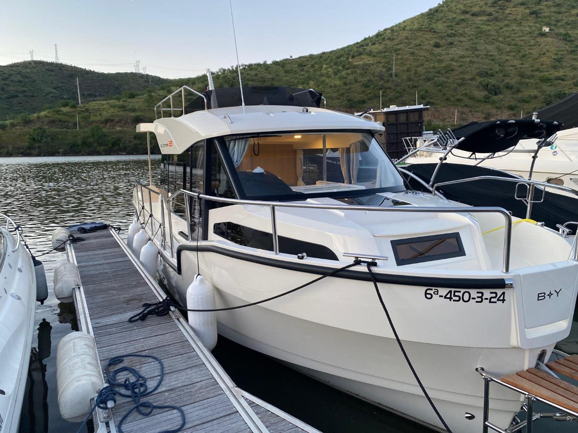 Koolhouse Boat Hotel Vila Nova de Fozcoa Ngoại thất bức ảnh