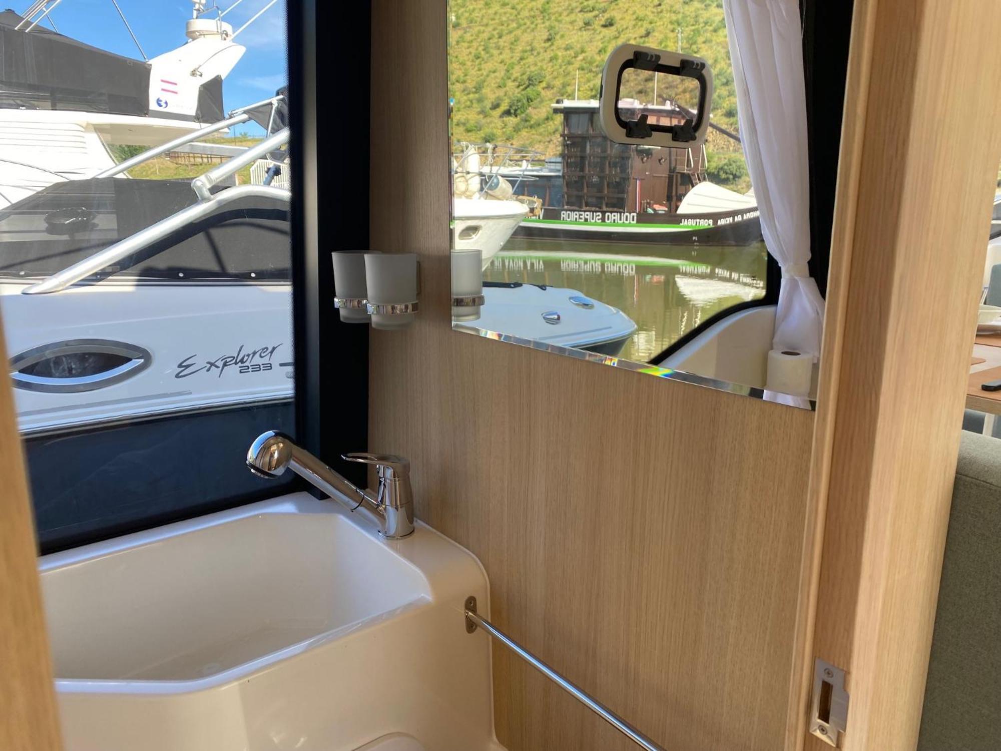 Koolhouse Boat Hotel Vila Nova de Fozcoa Ngoại thất bức ảnh